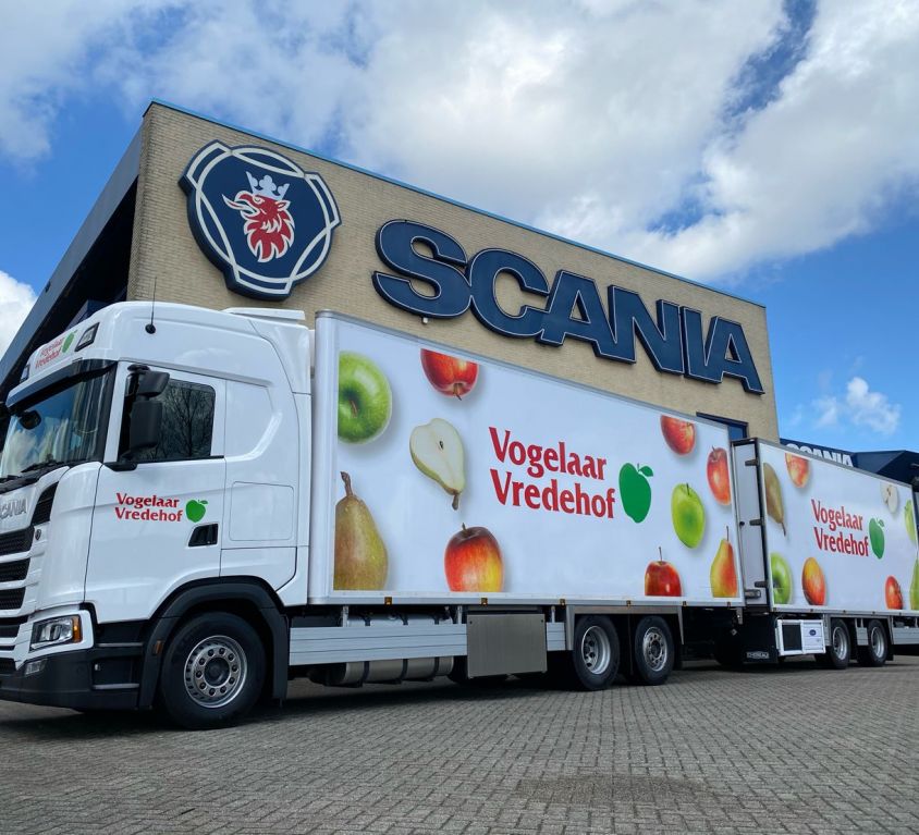 Scania S450 6×2*4