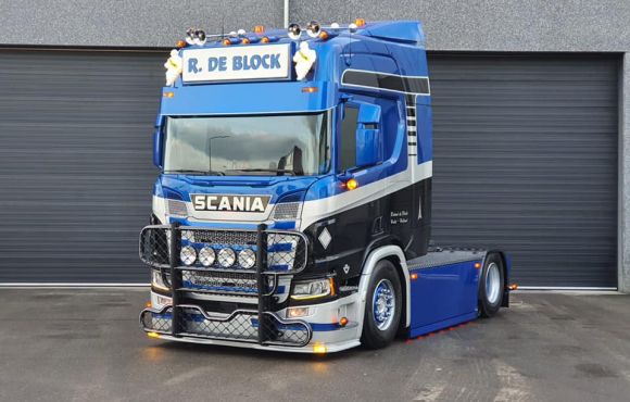 Scania R520 4×2