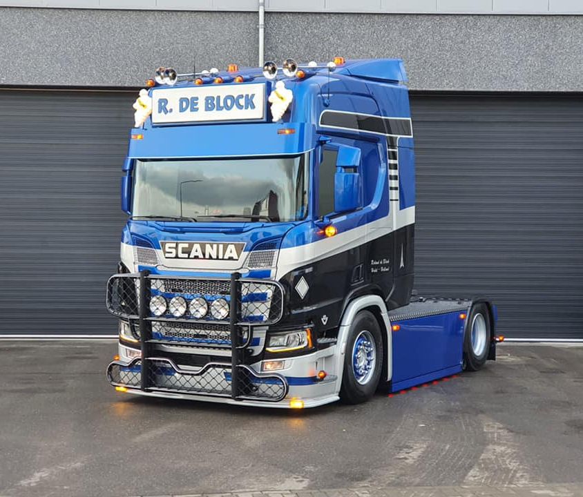 Scania R520 4×2